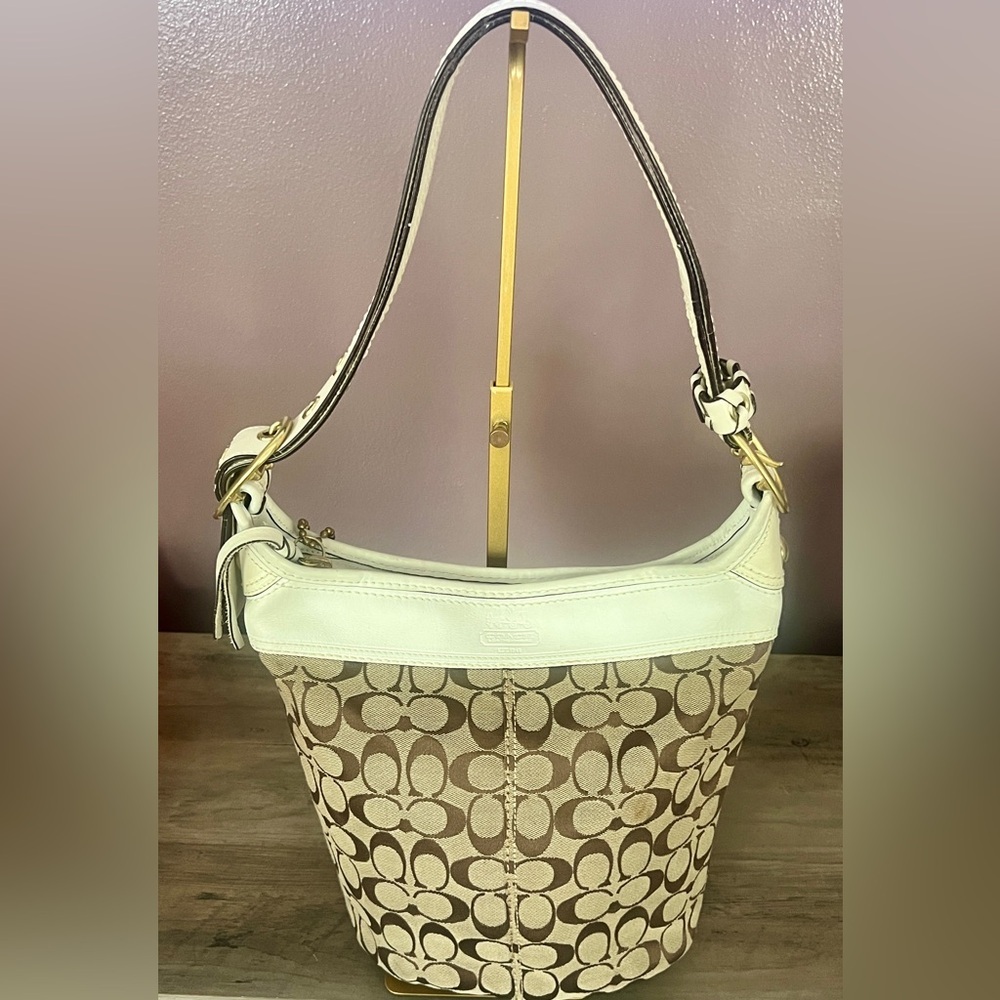 COACH Bucket Bag - Picture 5 of 8